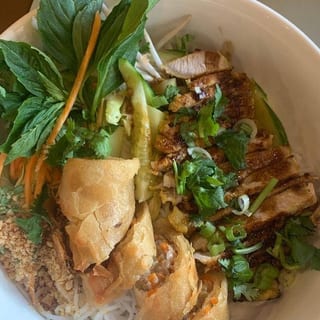 V1. Vermicelli Bowl and Sliced Eggroll