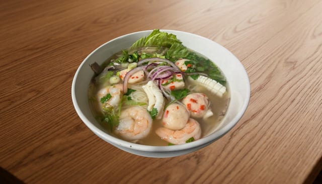 SS1. Special Seafood Pho Bowl.