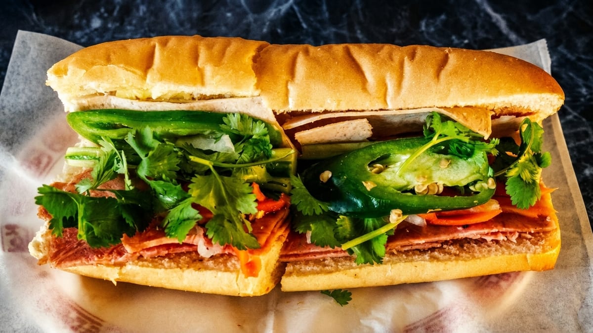 Sandwiches & Shareable Bites