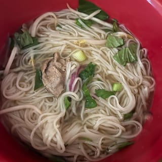 B2. Rare Steak Pho Bowl