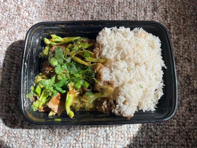 Stir Fried Chinese Broccoli Beef Rice Plate.