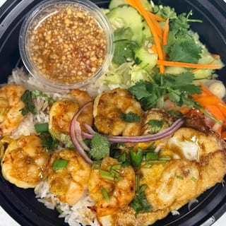 R4. Grilled Lemongrass Shrimp Rice Plate