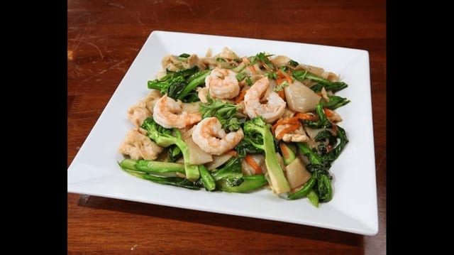 DN2. Drunken Noodles.