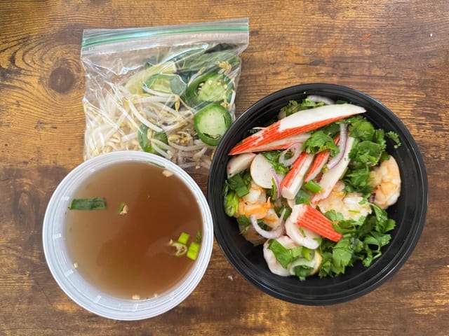 SS1. Special Seafood Pho Bowl.